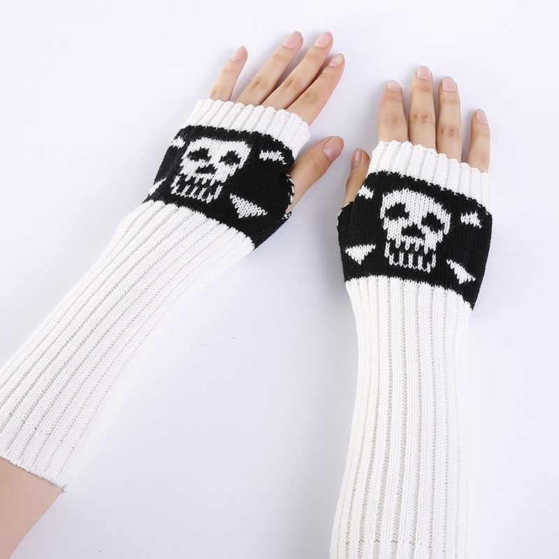 Skull + Bones Knit Gloves