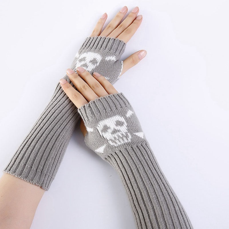 Skull + Bones Knit Gloves